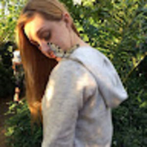 Meet your Posher, Abbie